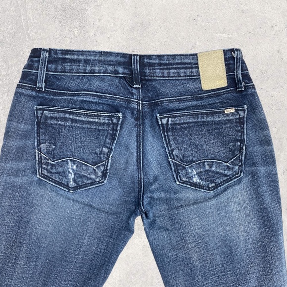 Cult of Individuality Distressed Women’s Jeans - Picture 11 of 11
